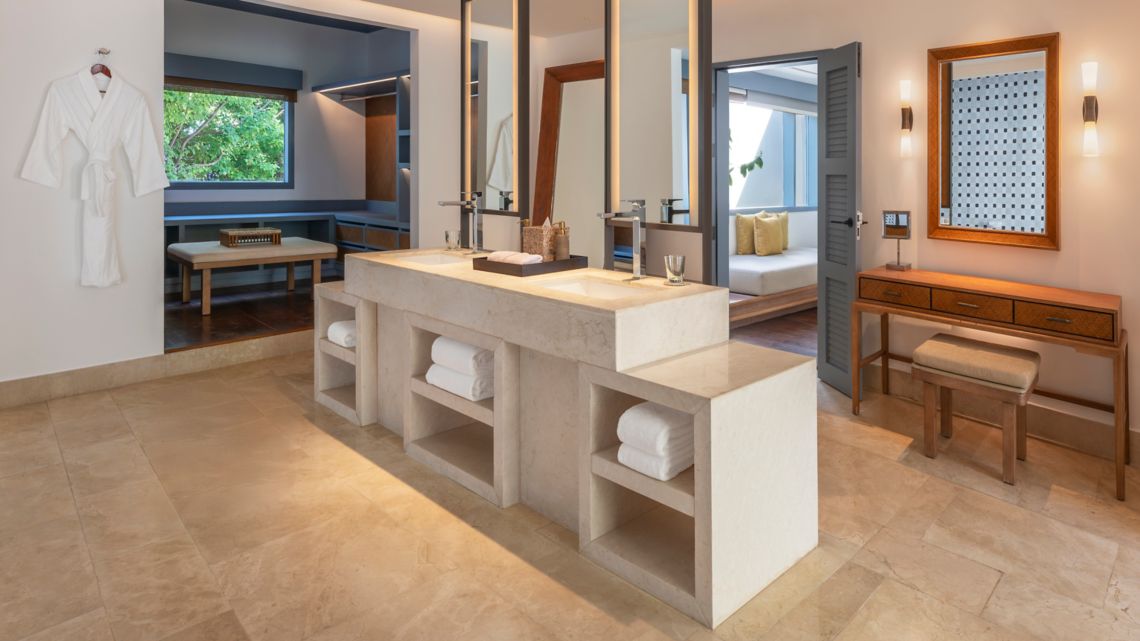 Two-Bedroom Island Beach Villa photo 8